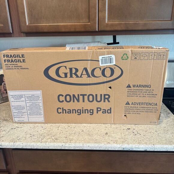 NEW Graco Premium Contoured Baby Changing Pad - Picture 5 of 8